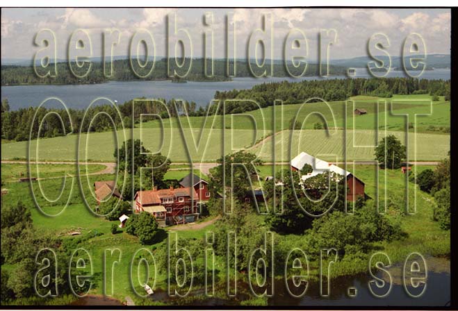 FFF 98-8905, #16. FFF 98-8905_0016 (Uppges vid kontakt med Svenska Aero-Bilder AB)